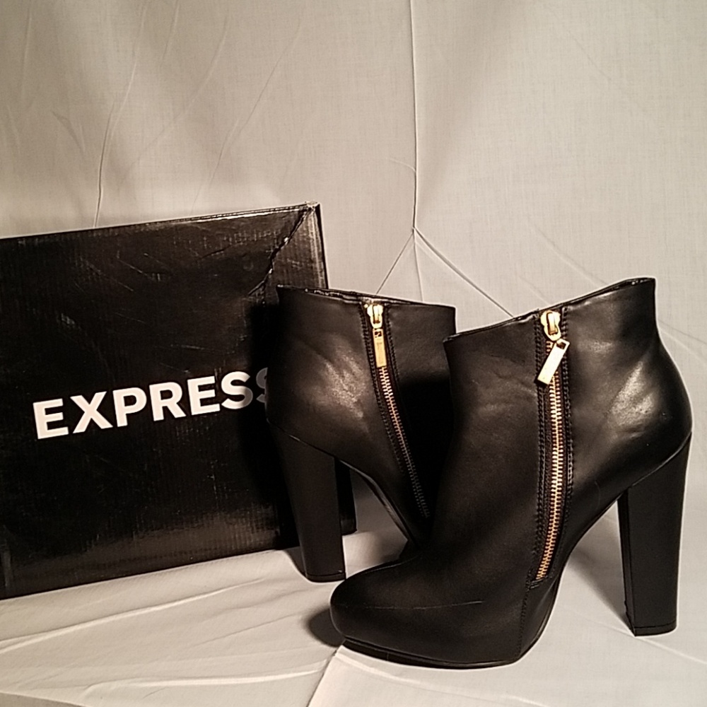 Express Brand Zip Up Black Leather Bootie Heels
